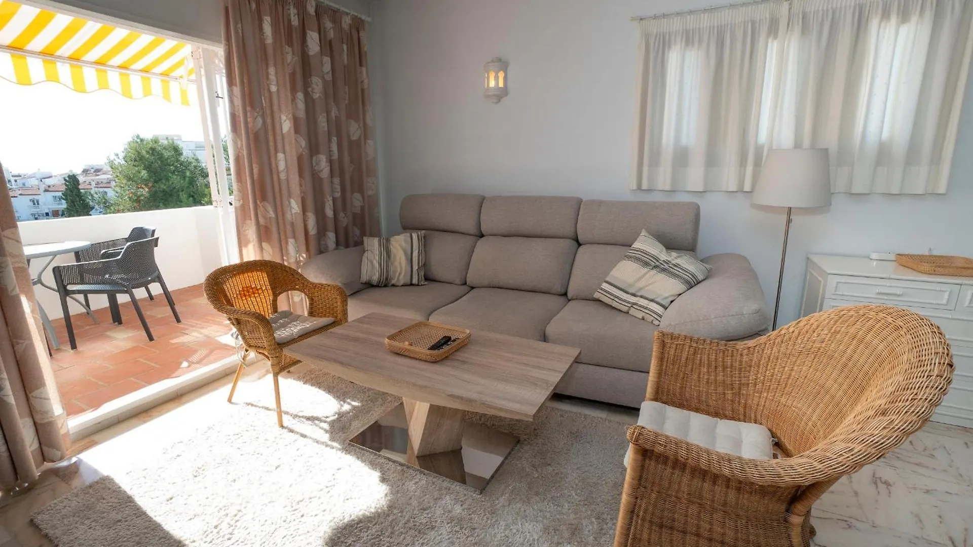 Residensol 13 Menyber Apartment Nerja Spain