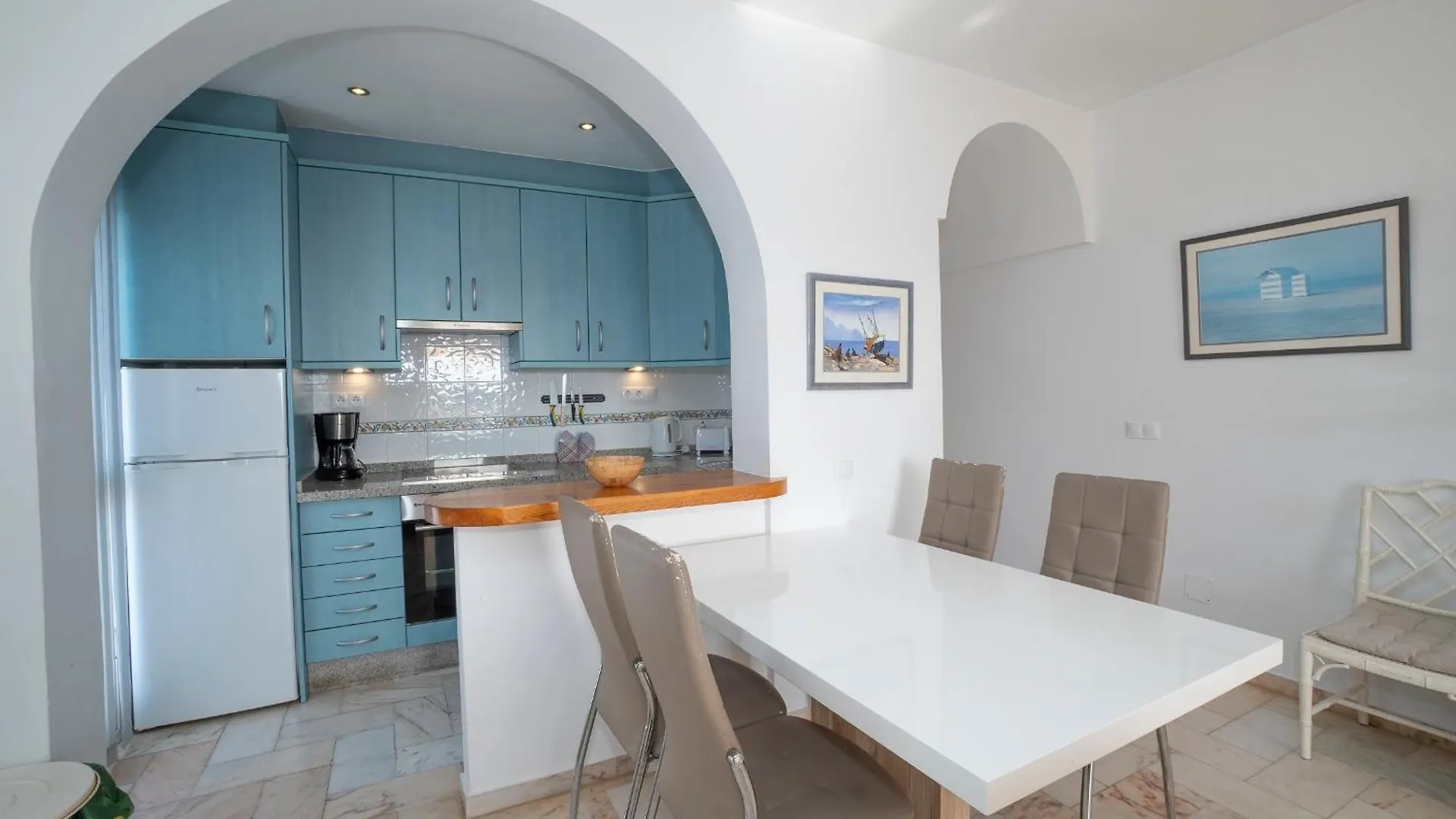 Residensol 13 Menyber Apartment Nerja Spain