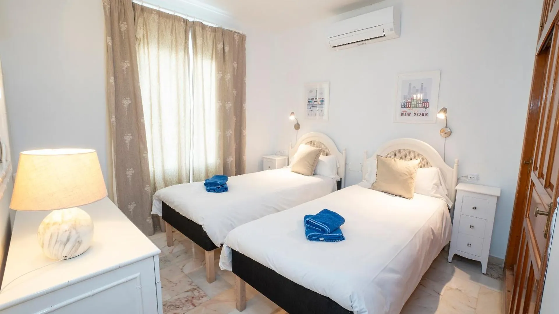 アパート ネルハResidensol 13 Menyberアパートメント